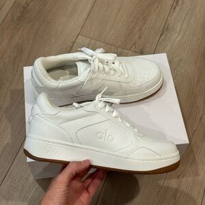 ALO classic White Sneakers